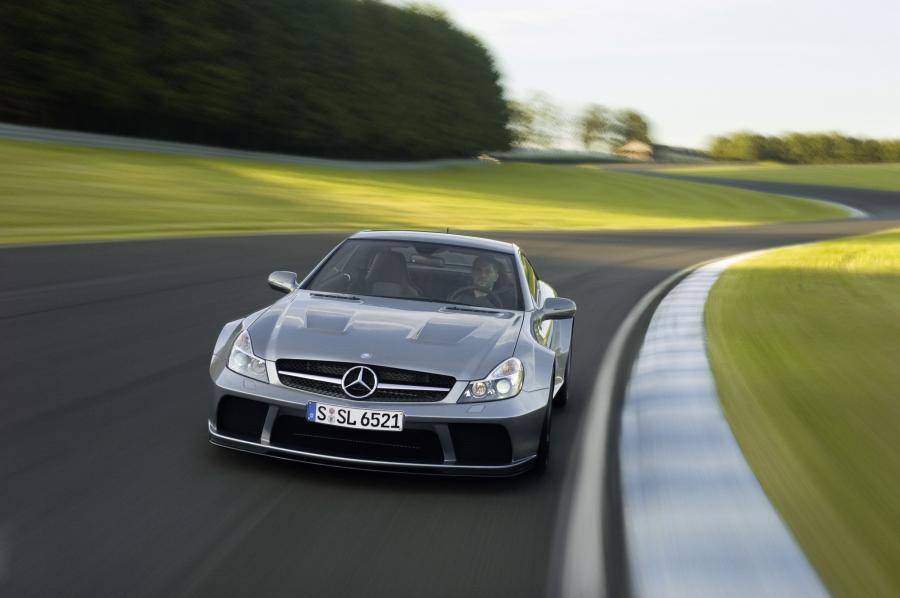  Mercedes-Benz SL65 AMG Black Series 2008 года  (фото 36 из 44)